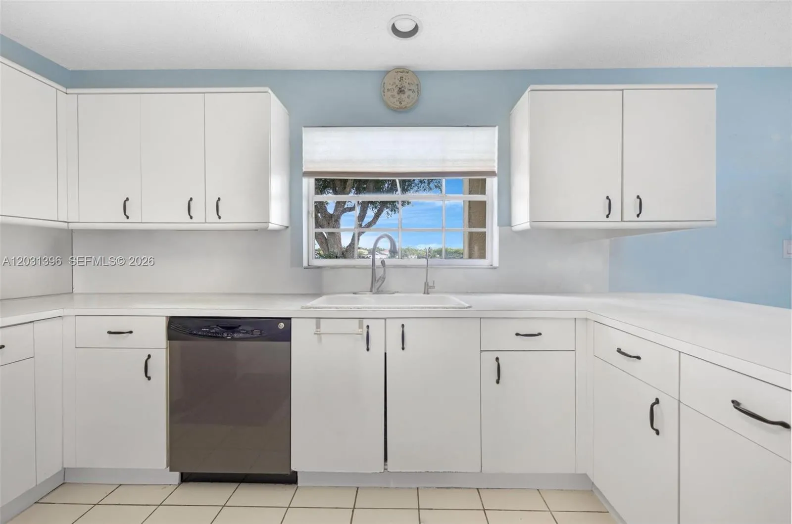 9314 SW 212th Ter, Cutler Bay FL 33189