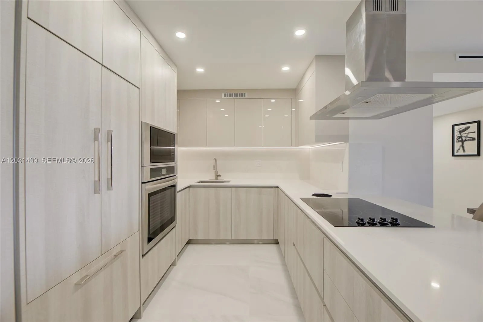600 Three Islands Blvd # 403, Hallandale Beach FL 33009