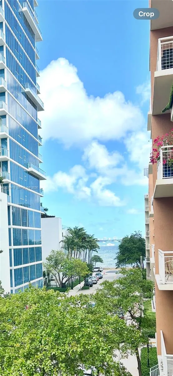 2001 Biscayne Blvd # 2310, Miami FL 33137