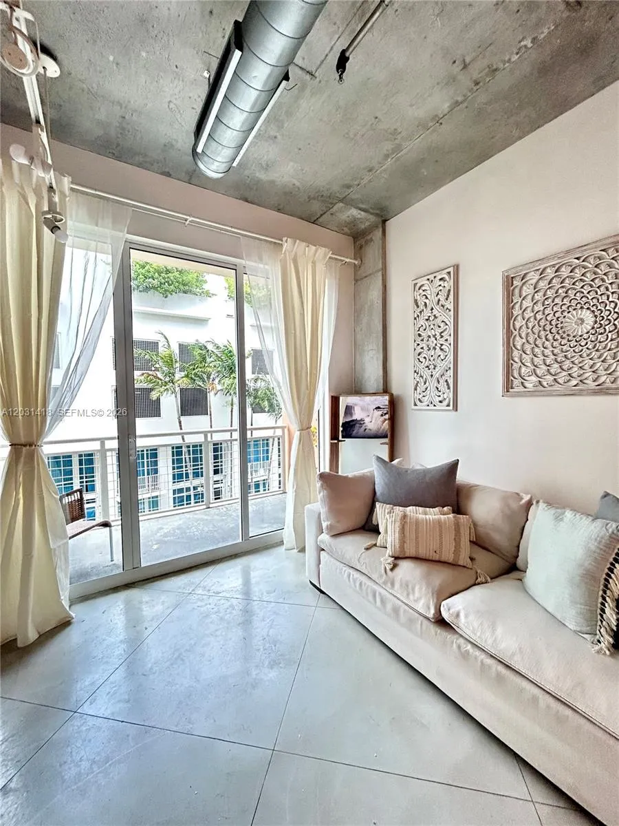 2001 Biscayne Blvd # 2310, Miami FL 33137