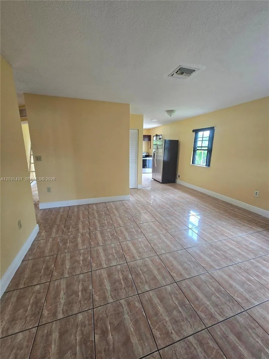 313 NW 97th St # 313, Miami FL 33150