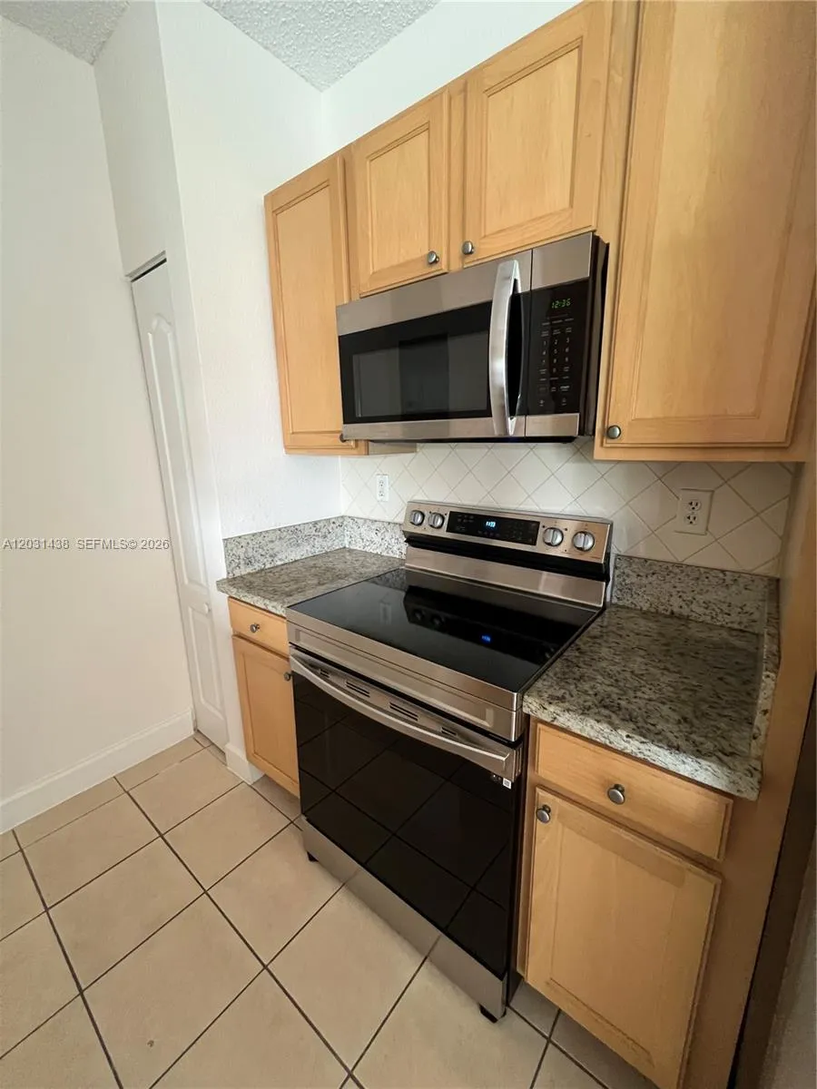 6001 SW 70th St # 545, South Miami FL 33143