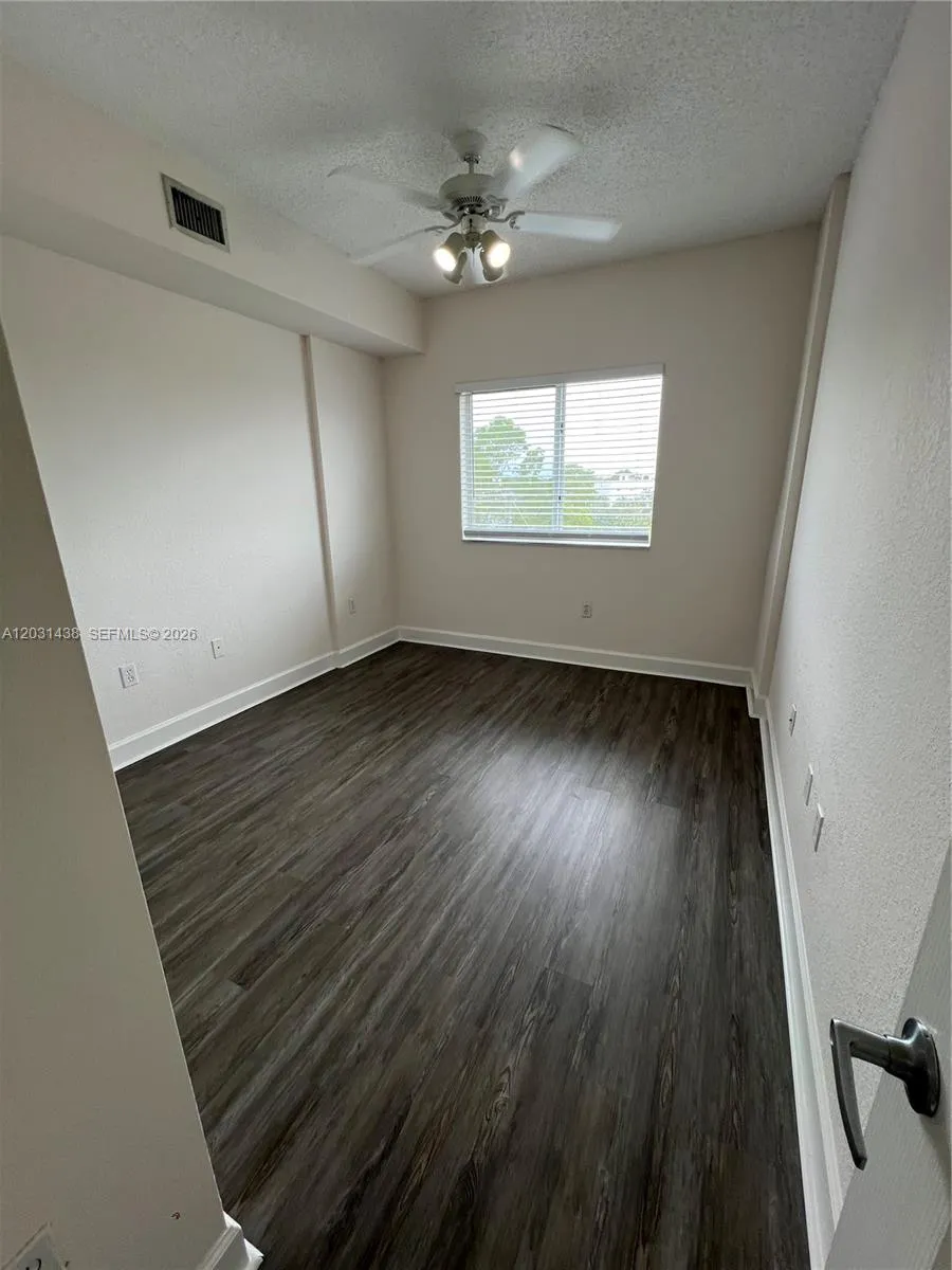 6001 SW 70th St # 545, South Miami FL 33143