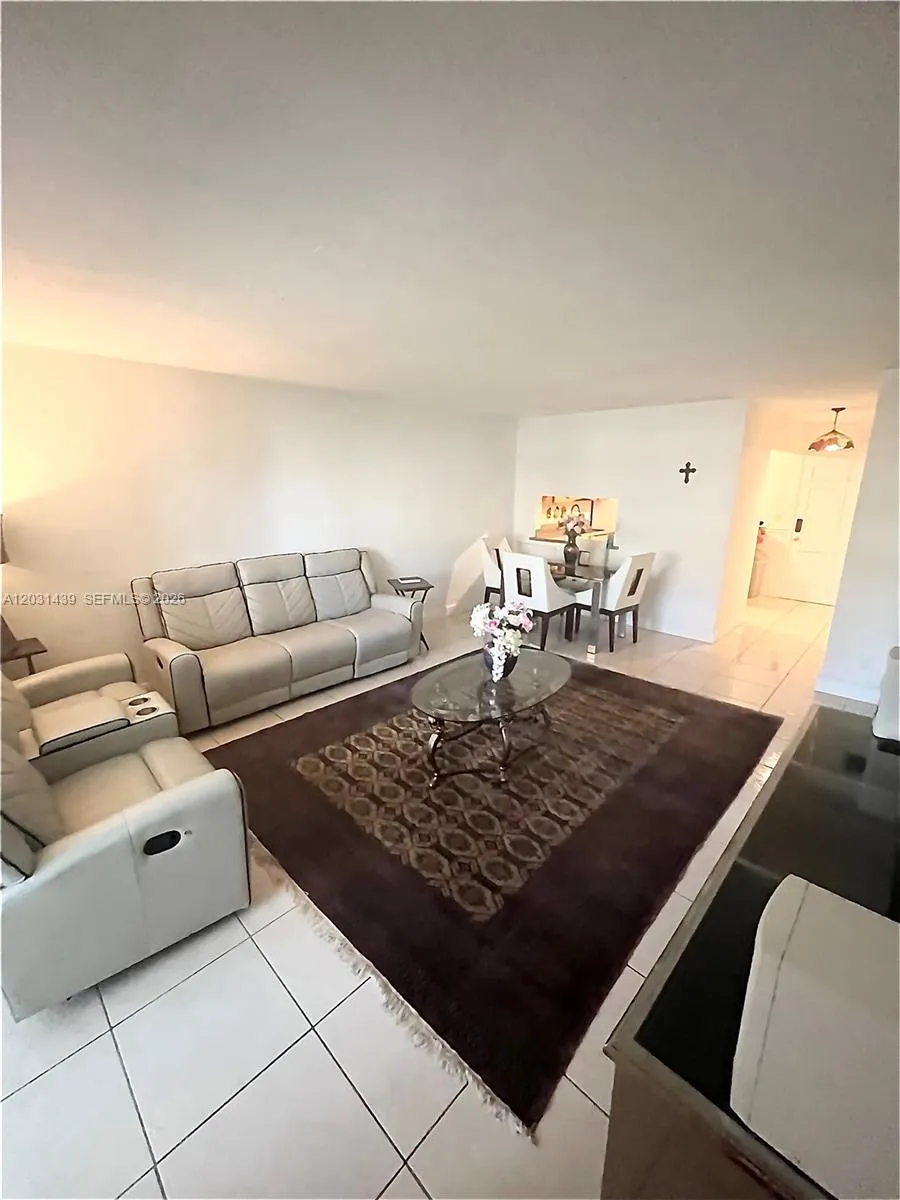2581 N Garden Dr N # 203, Lake Worth FL 33461