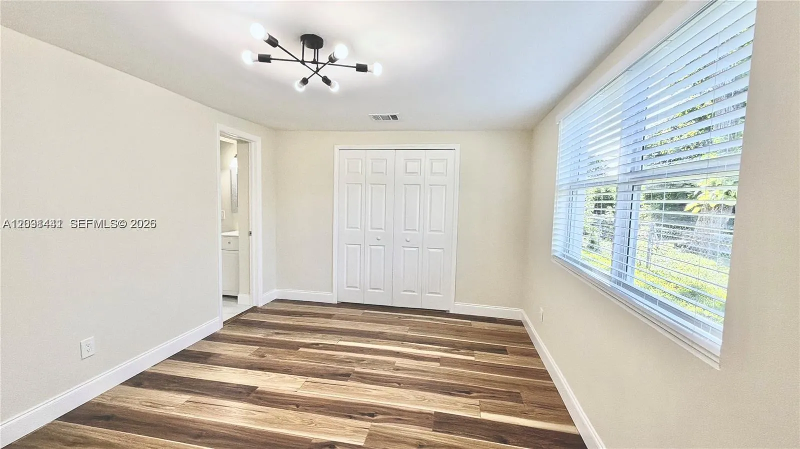 124 Harvard Rd, West Park FL 33023