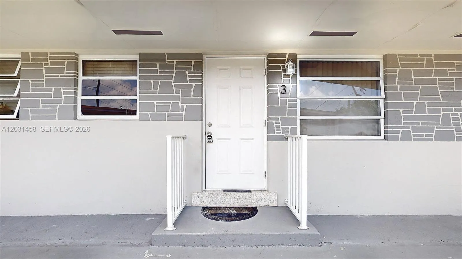 40 W 10th St # 3, Hialeah FL 33010