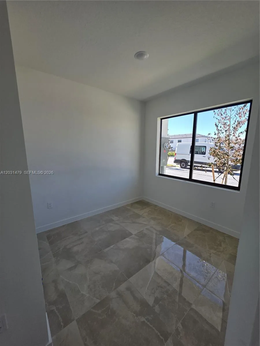 1305 NW 4th Ter # 1305, Florida City FL 33034