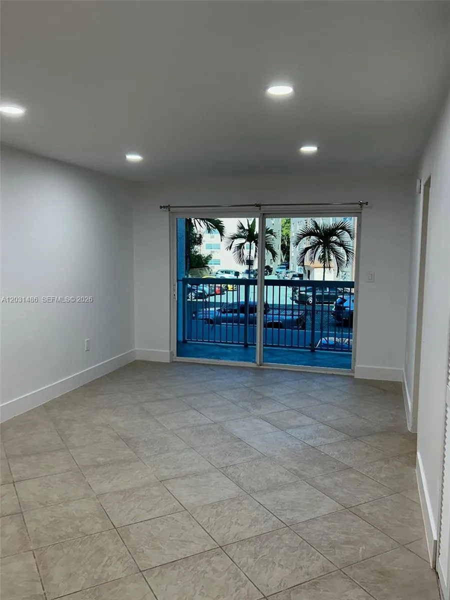 2920 SW 28th Ter # 202, Miami FL 33133