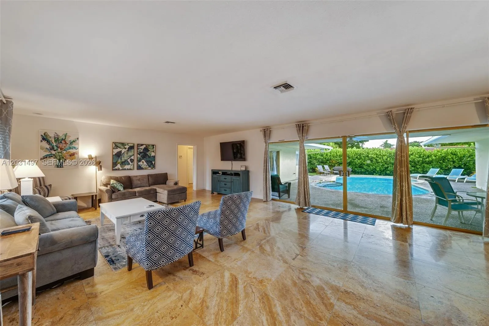 4410 N Buchanan St, Hollywood FL 33021