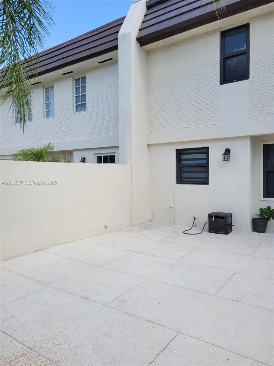 6747 Crooked Palm Ter # 6747, Miami Lakes FL 33014