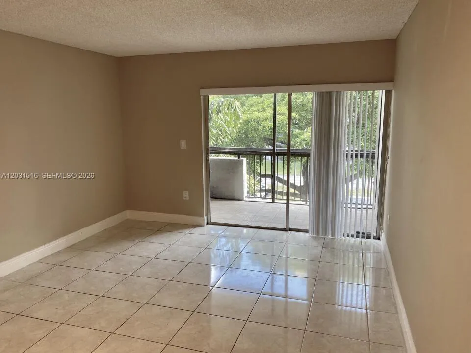 721 N Pine Island Rd # 304, Plantation FL 33324