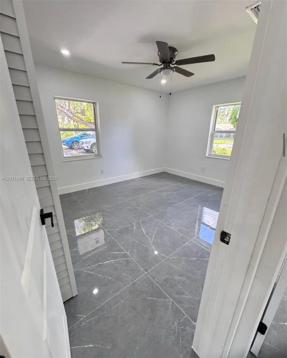 9934 SW 195th St, Cutler Bay FL 33157