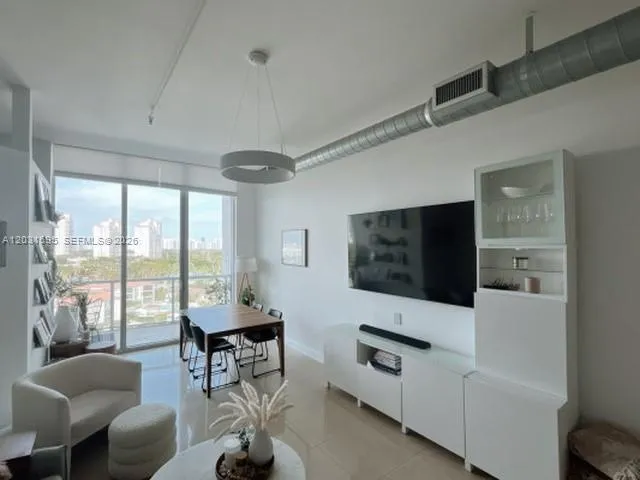 3029 NE 188th St # 822, Aventura FL 33180
