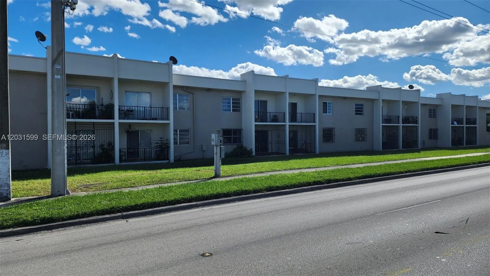 9000 SW 24th St # 217A, Miami FL 33165