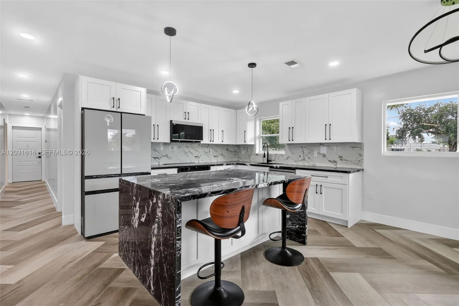 1695 NE 160th St, North Miami Beach FL 33162
