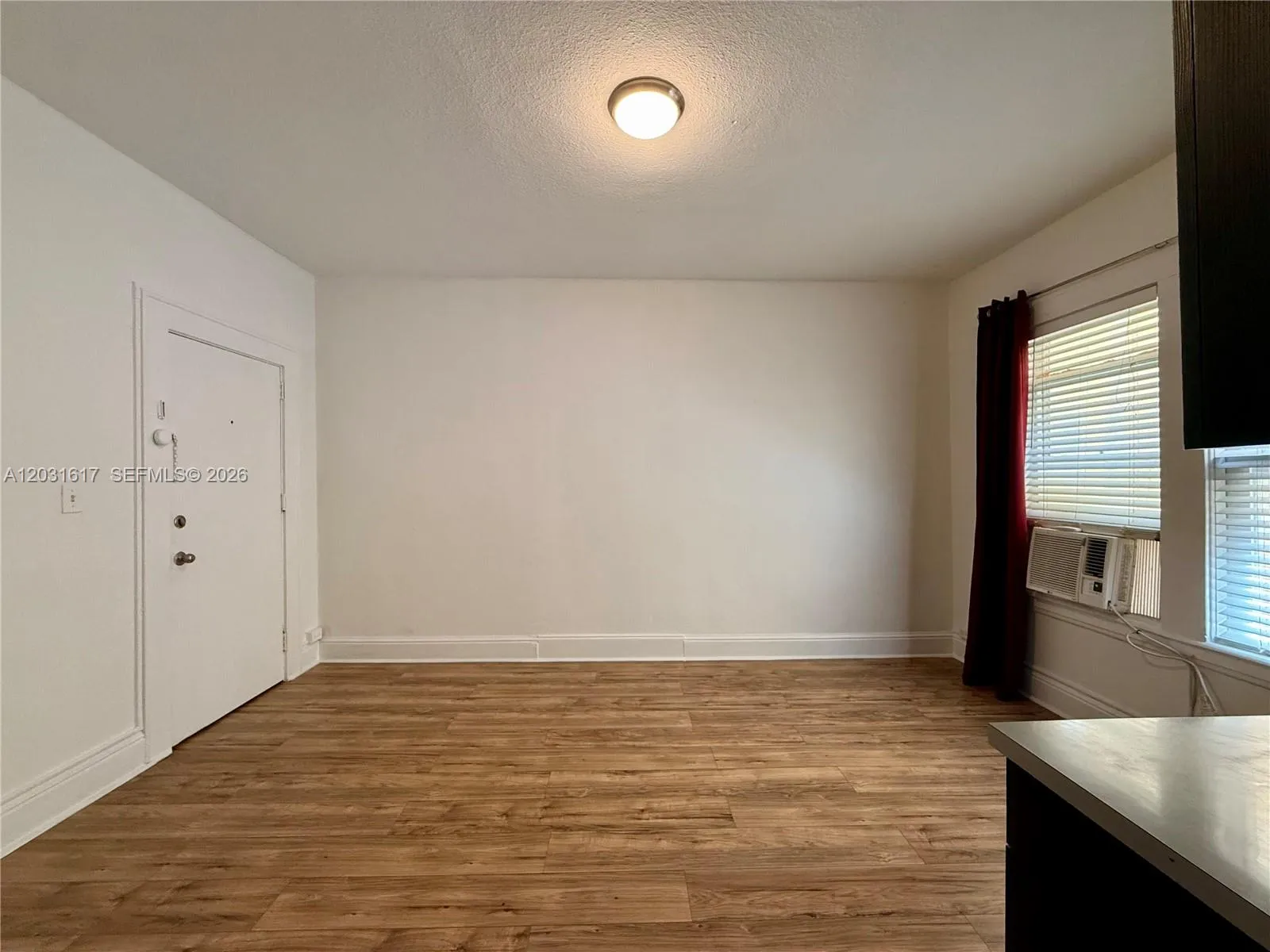 126 Mendoza Ave # 2A, Coral Gables FL 33134