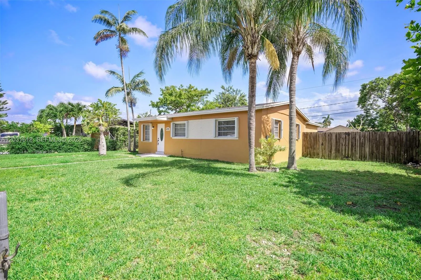 14755 SW 302nd St, Homestead FL 33033
