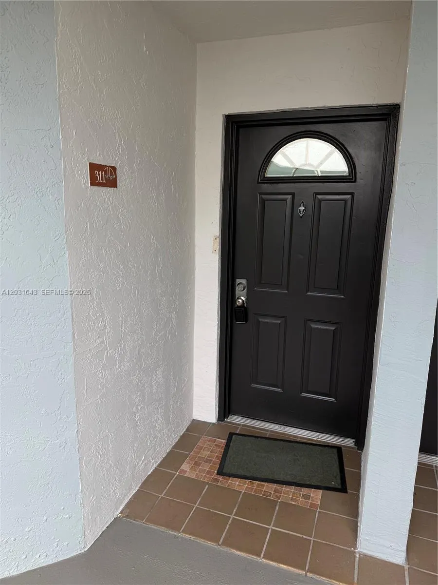 6276 NW 186th St # 311, Hialeah FL 33015