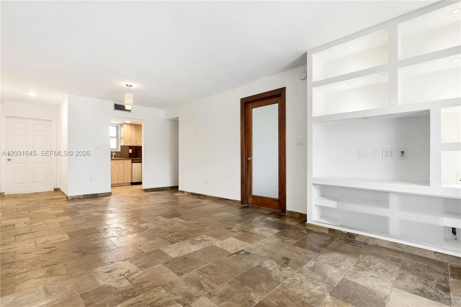 1674 Bay Rd # 301, Miami Beach FL 33139