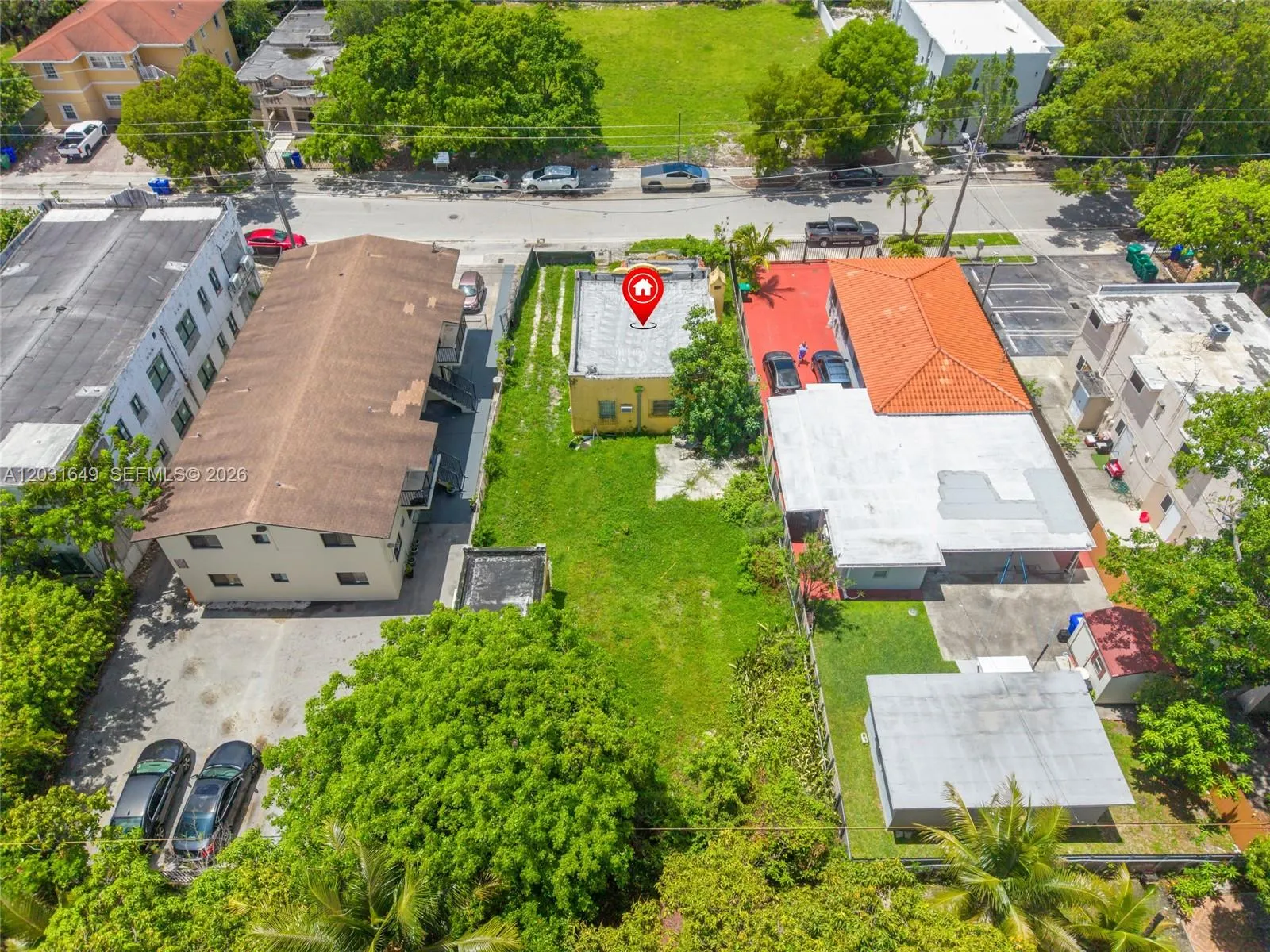 559 NW 34th St, Miami FL 33127