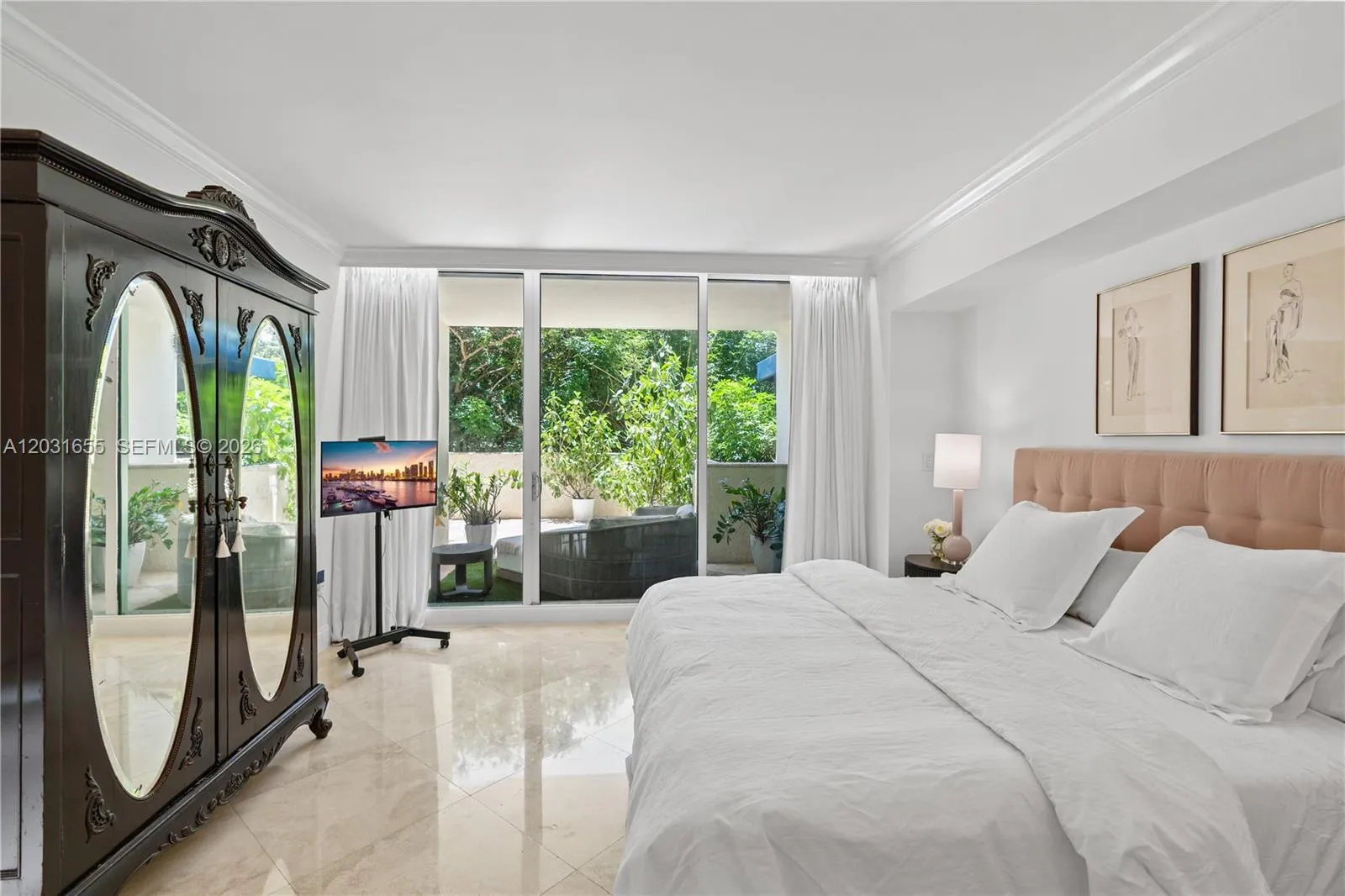 3400 SW 27th Ave # 207, Miami FL 33133