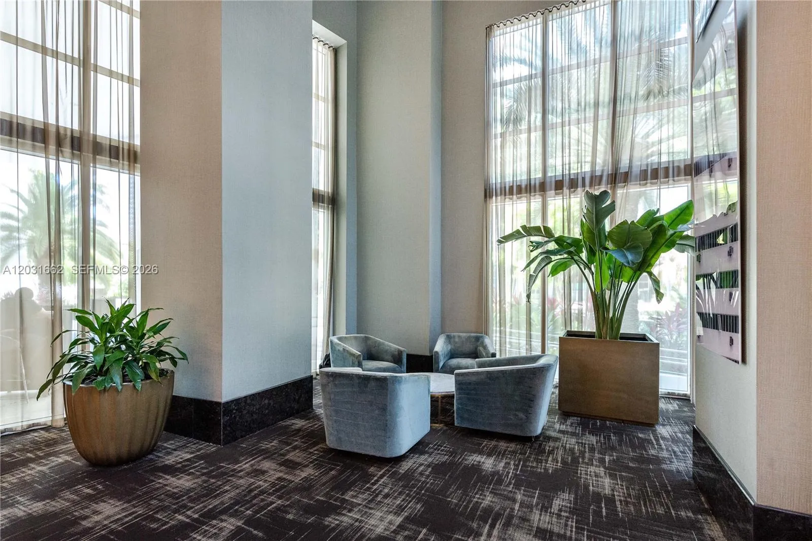 951 Brickell Ave # 705, Miami FL 33131