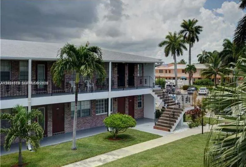 1150 Atlantic Shores Blvd # 601, Hallandale Beach FL 33009