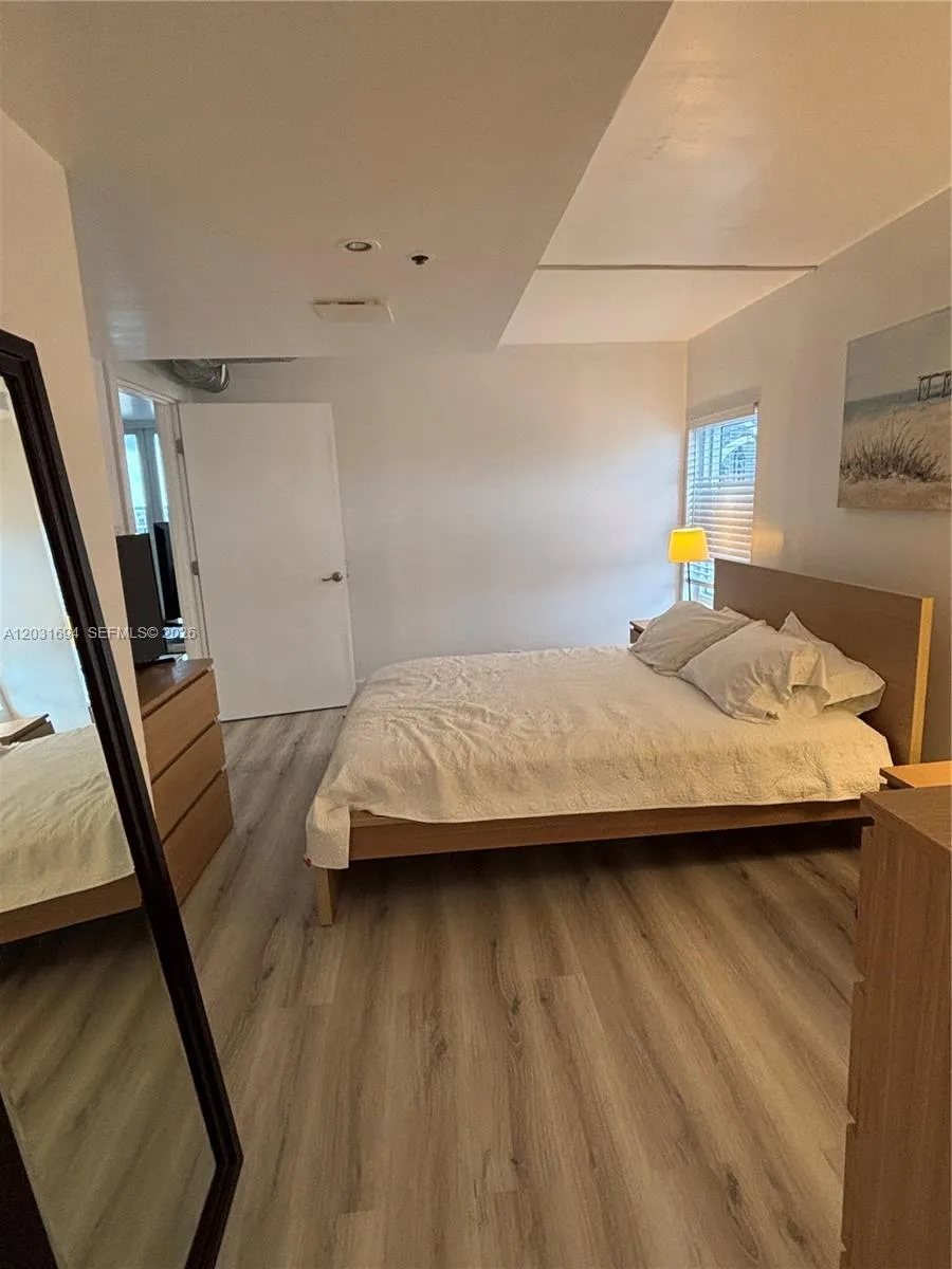 1717 N Bayshore Dr # 1652, Miami FL 33132