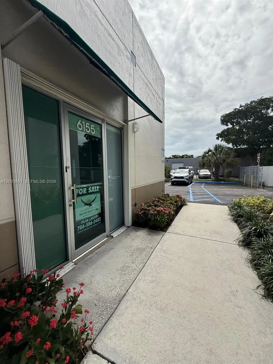6155 E Miami Lakes Dr E # 17A, Miami Lakes FL 33014