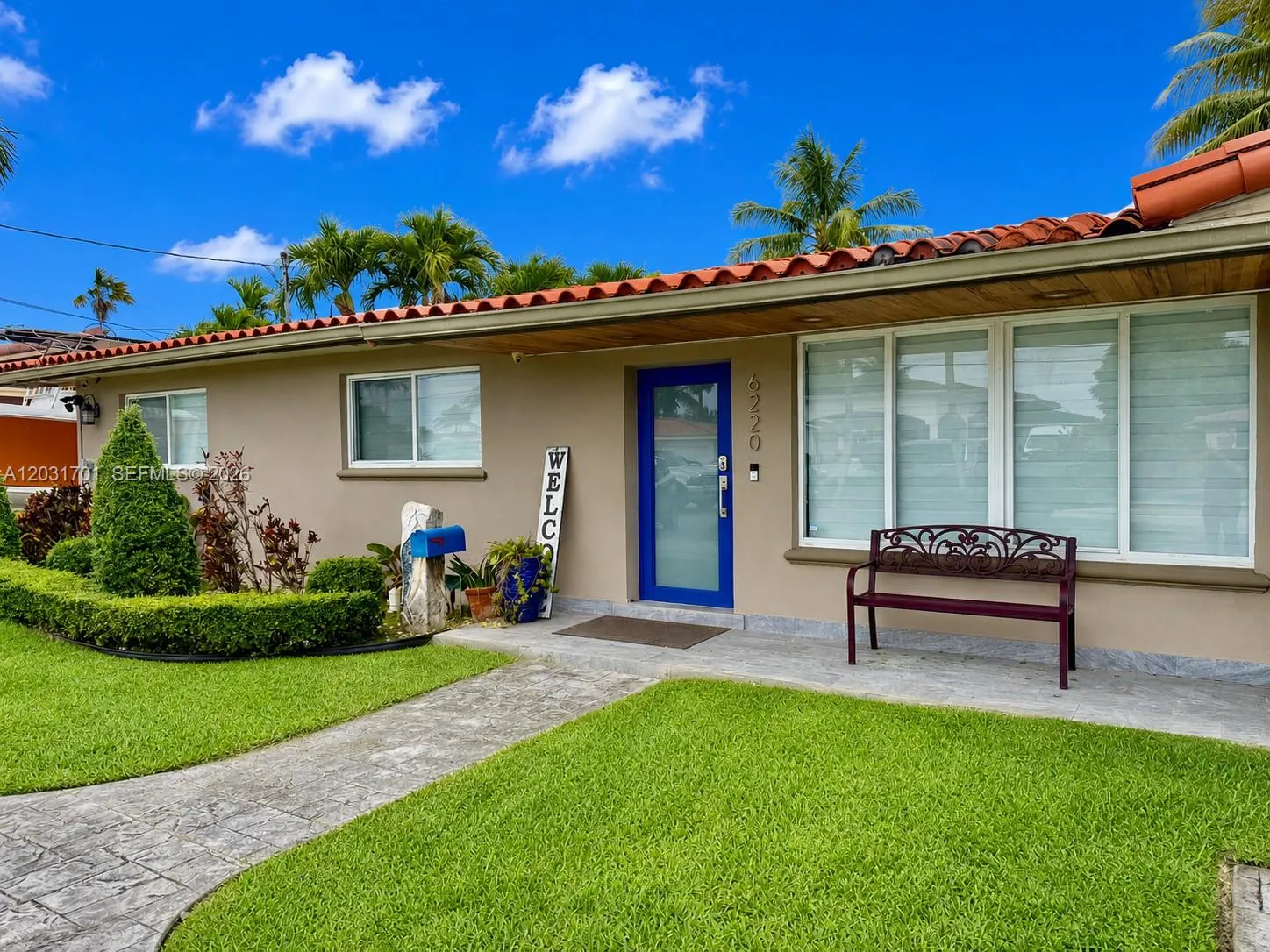 6220 W 10th Ave, Hialeah FL 33012