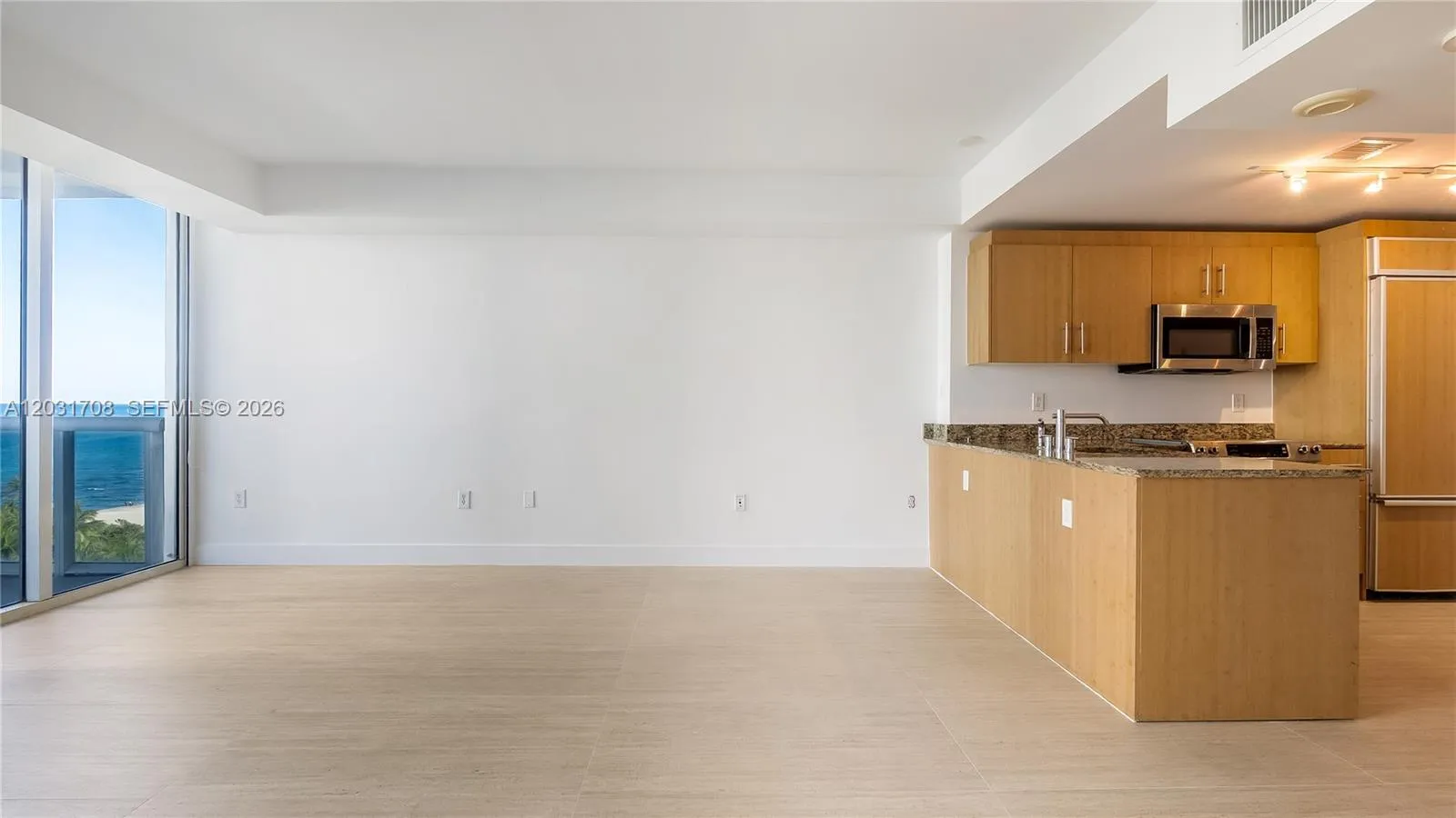 10275 Collins Ave # 905, Bal Harbour FL 33154