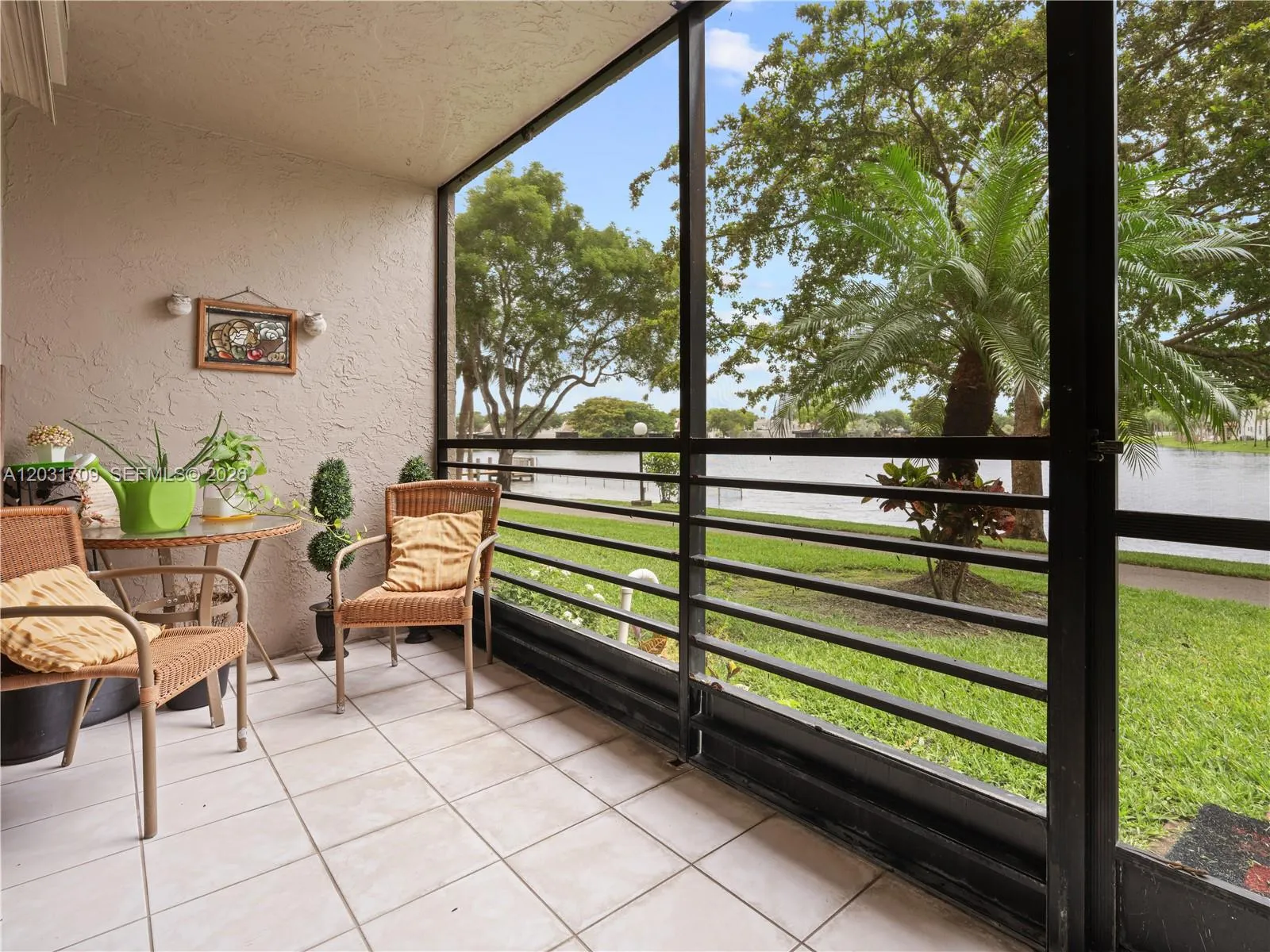 901 Colony Point Cir # 112, Pembroke Pines FL 33026