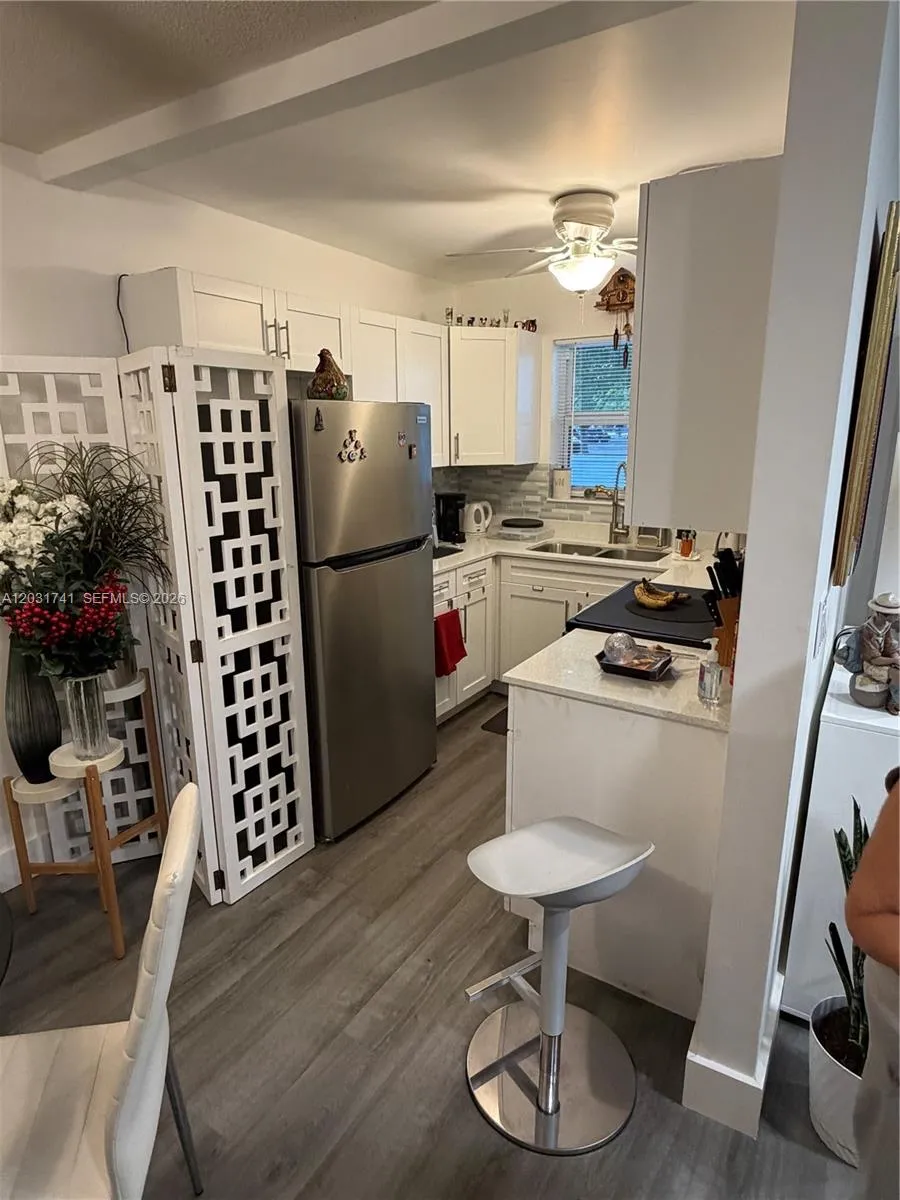 3500 Harrison # 4, Hollywood FL 33021