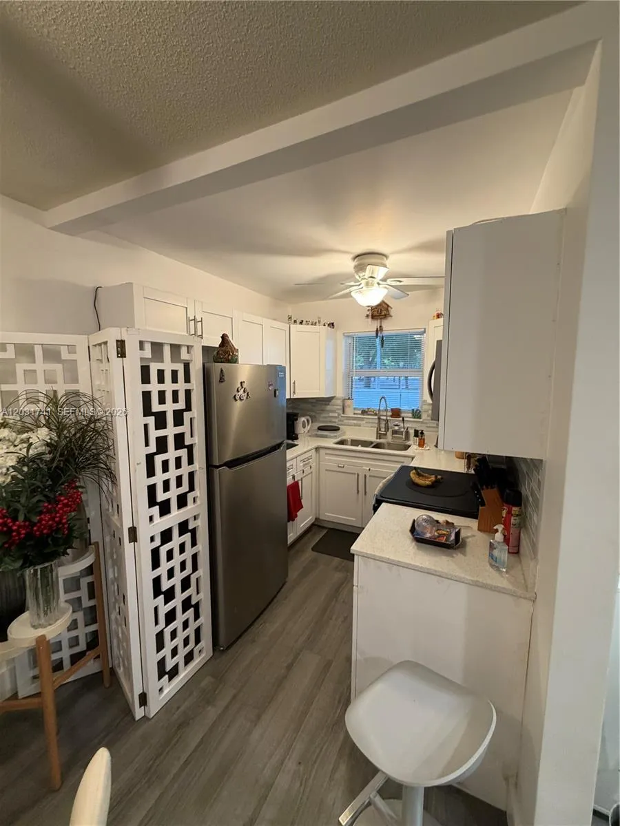 3500 Harrison # 4, Hollywood FL 33021