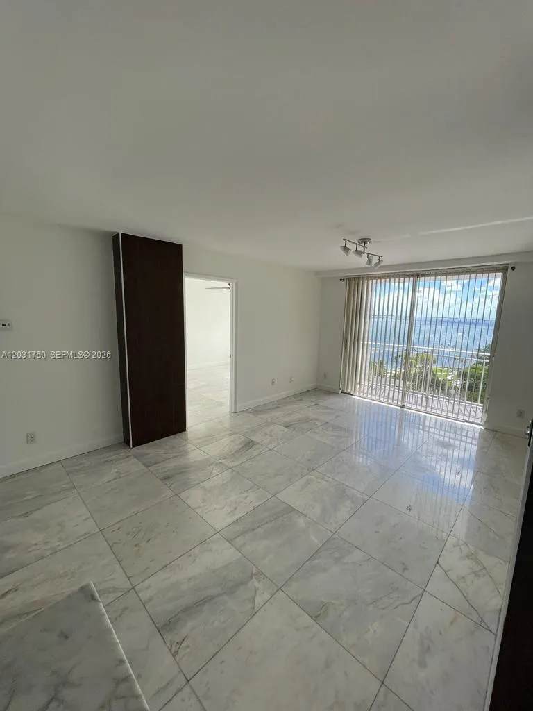 770 Claughton Island Dr # 1504, Miami FL 33131