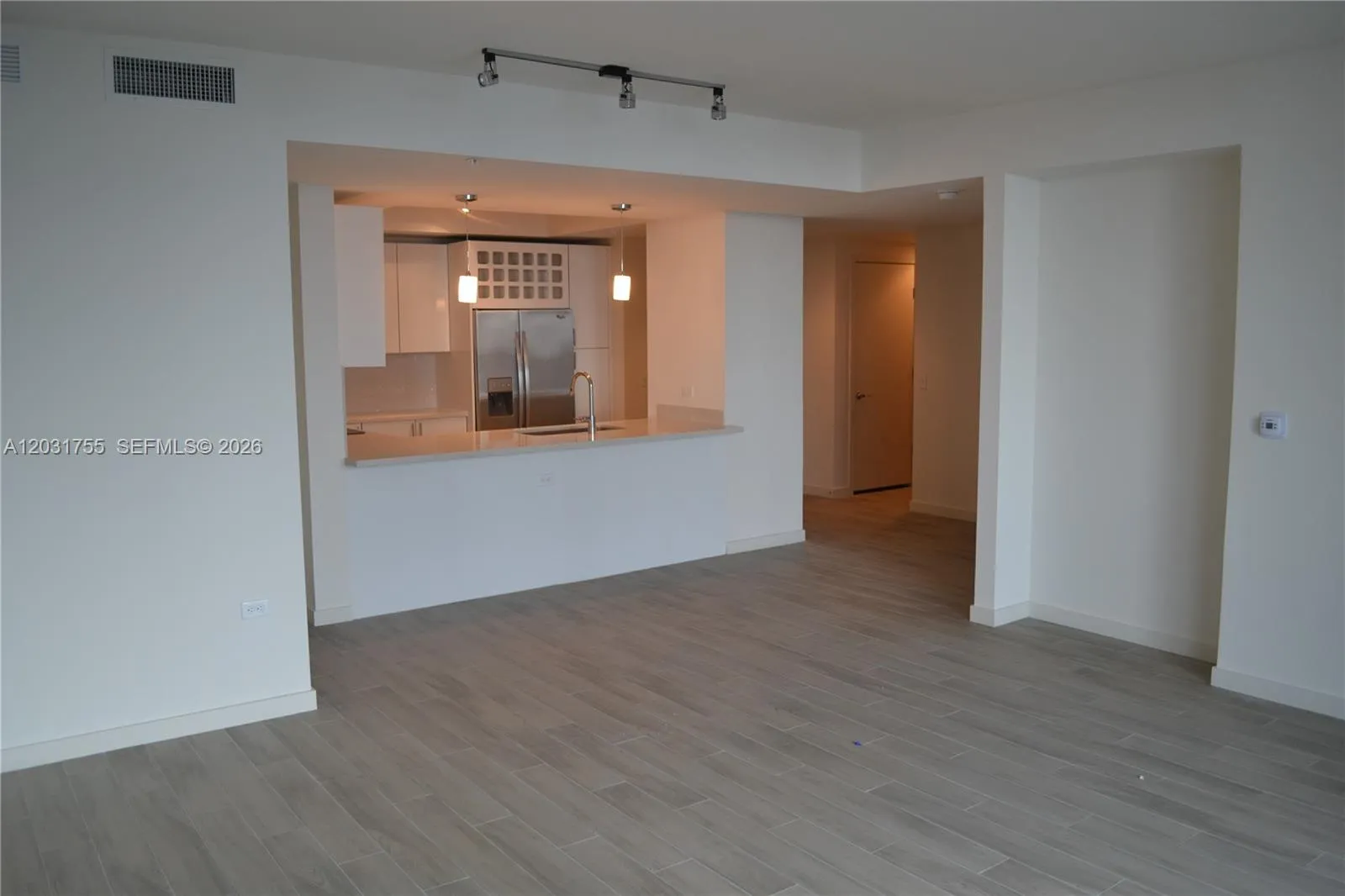 999 SW 1st Ave # 2517, Miami FL 33130