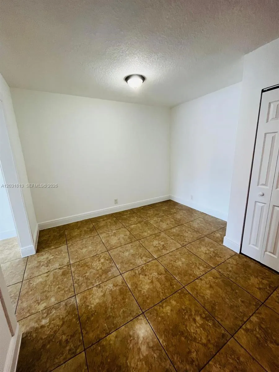 7701 SW 10th Ct # 1A, North Lauderdale FL 33068