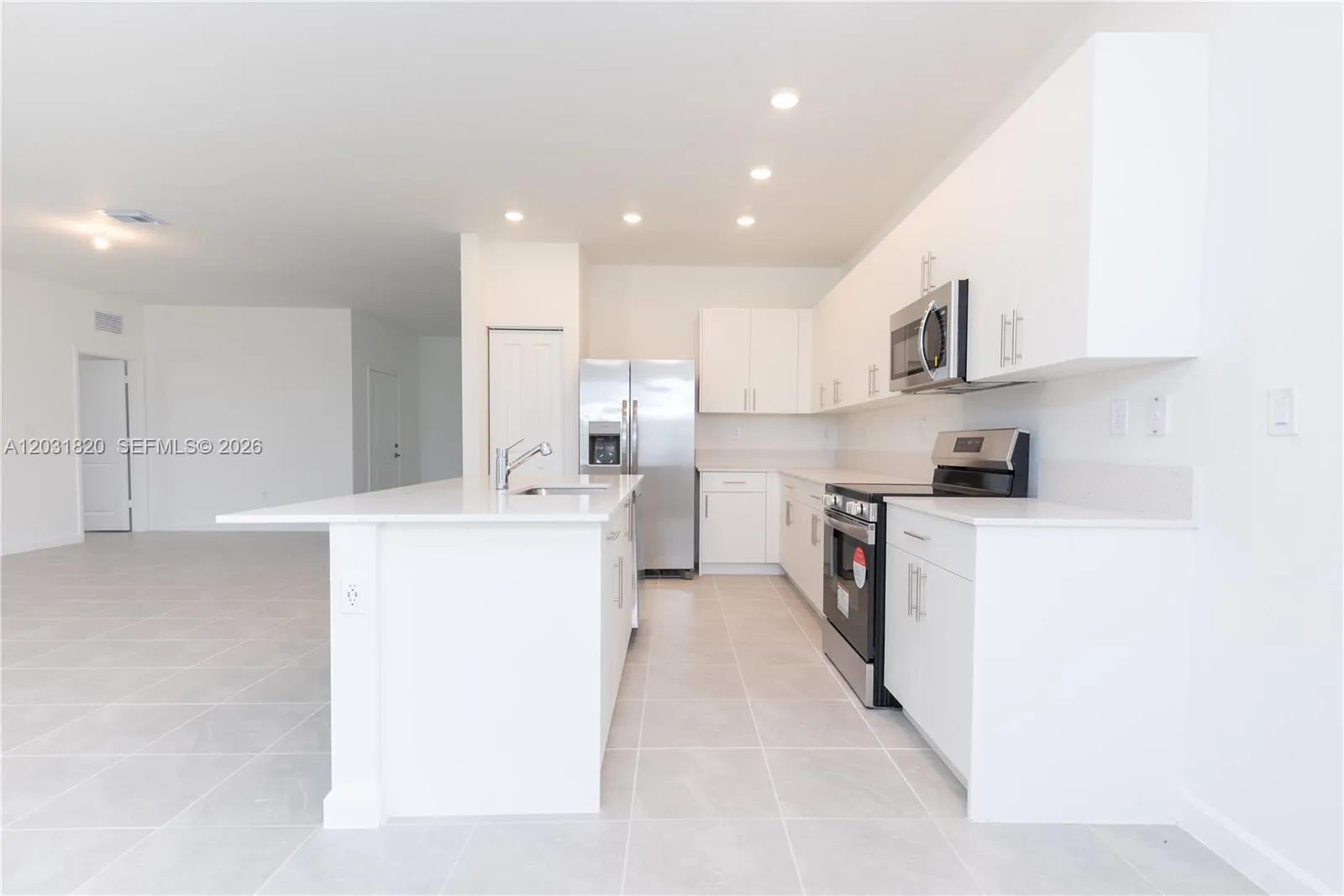 2636 SE 8th Ct, Homestead FL 33035