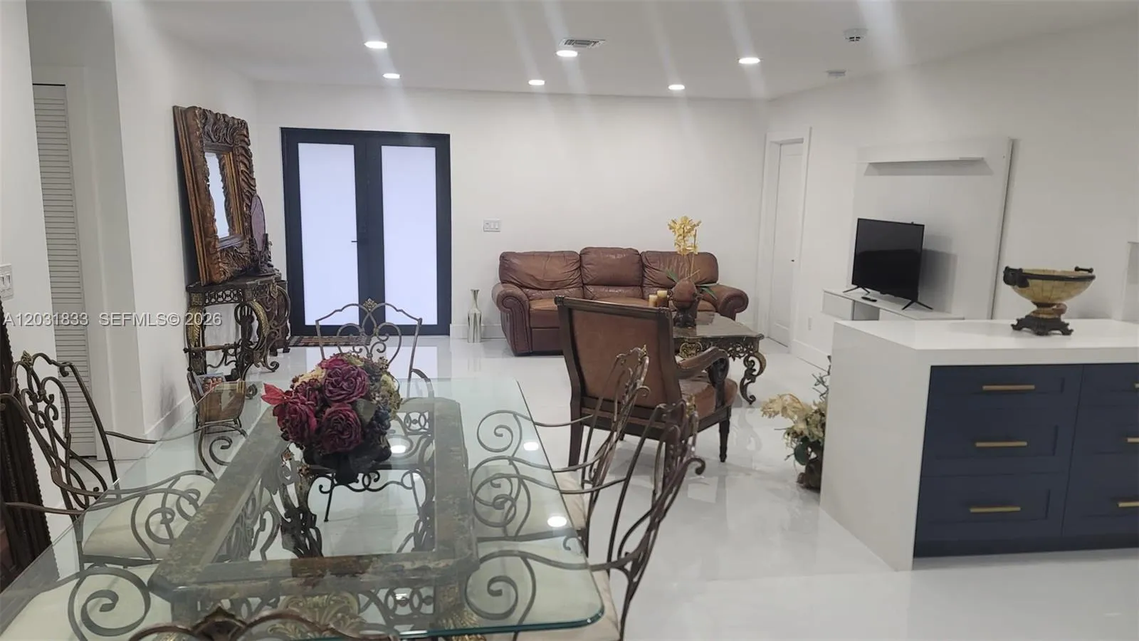 9745 SW 15th St, Miami FL 33174