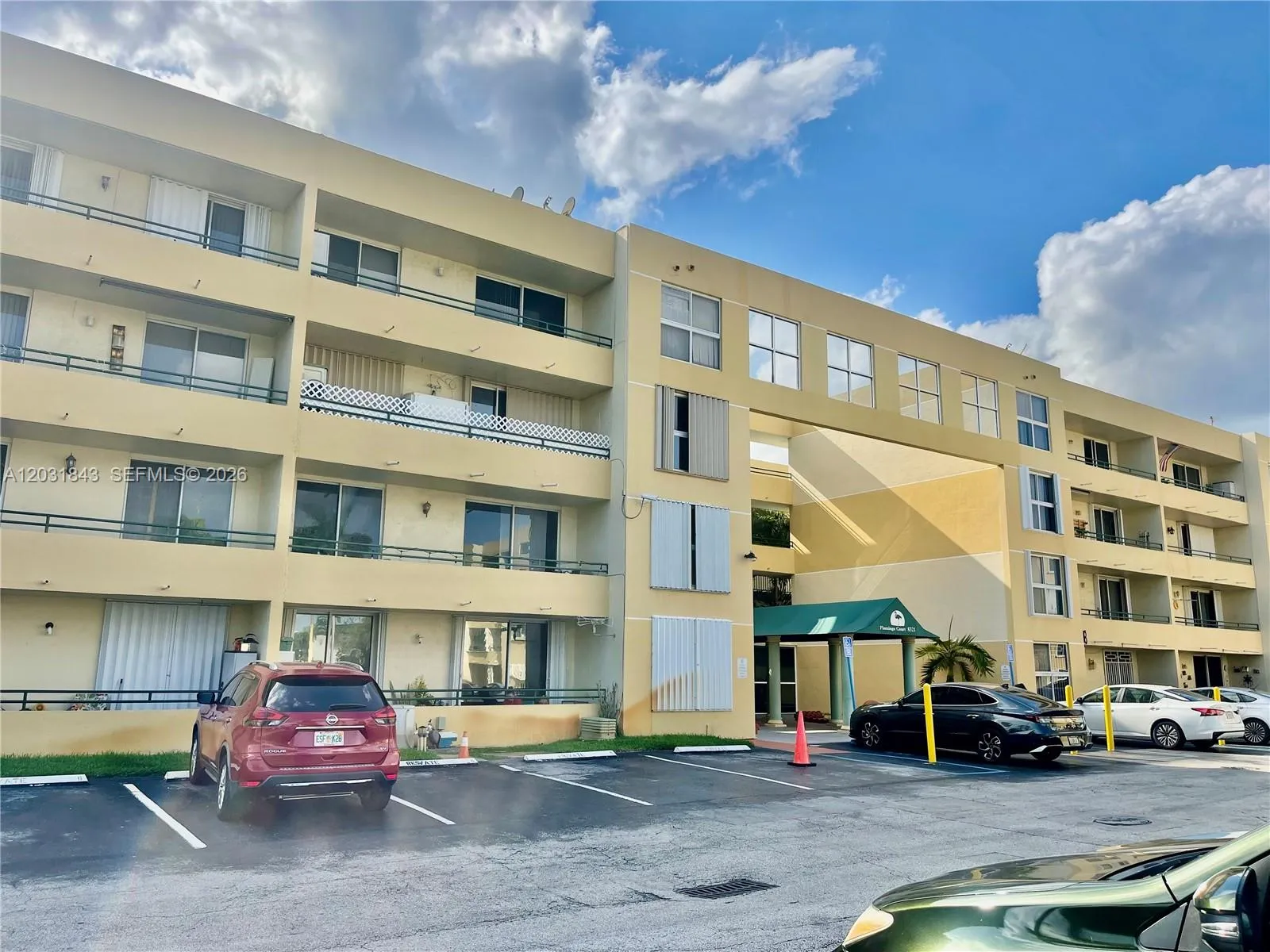 8321 NW 7th St # 407, Miami FL 33126