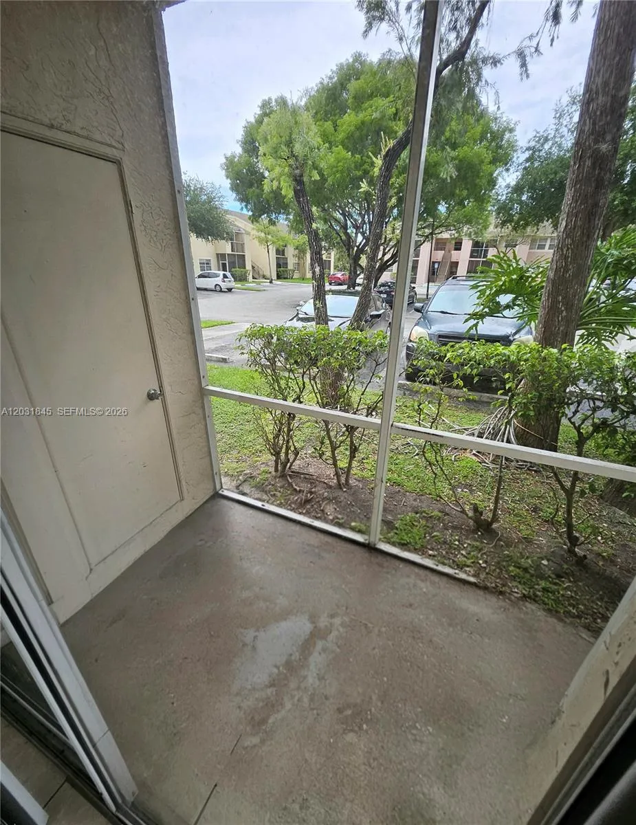 631 Cypress Lake Blvd # E17, Deerfield Beach FL 33064
