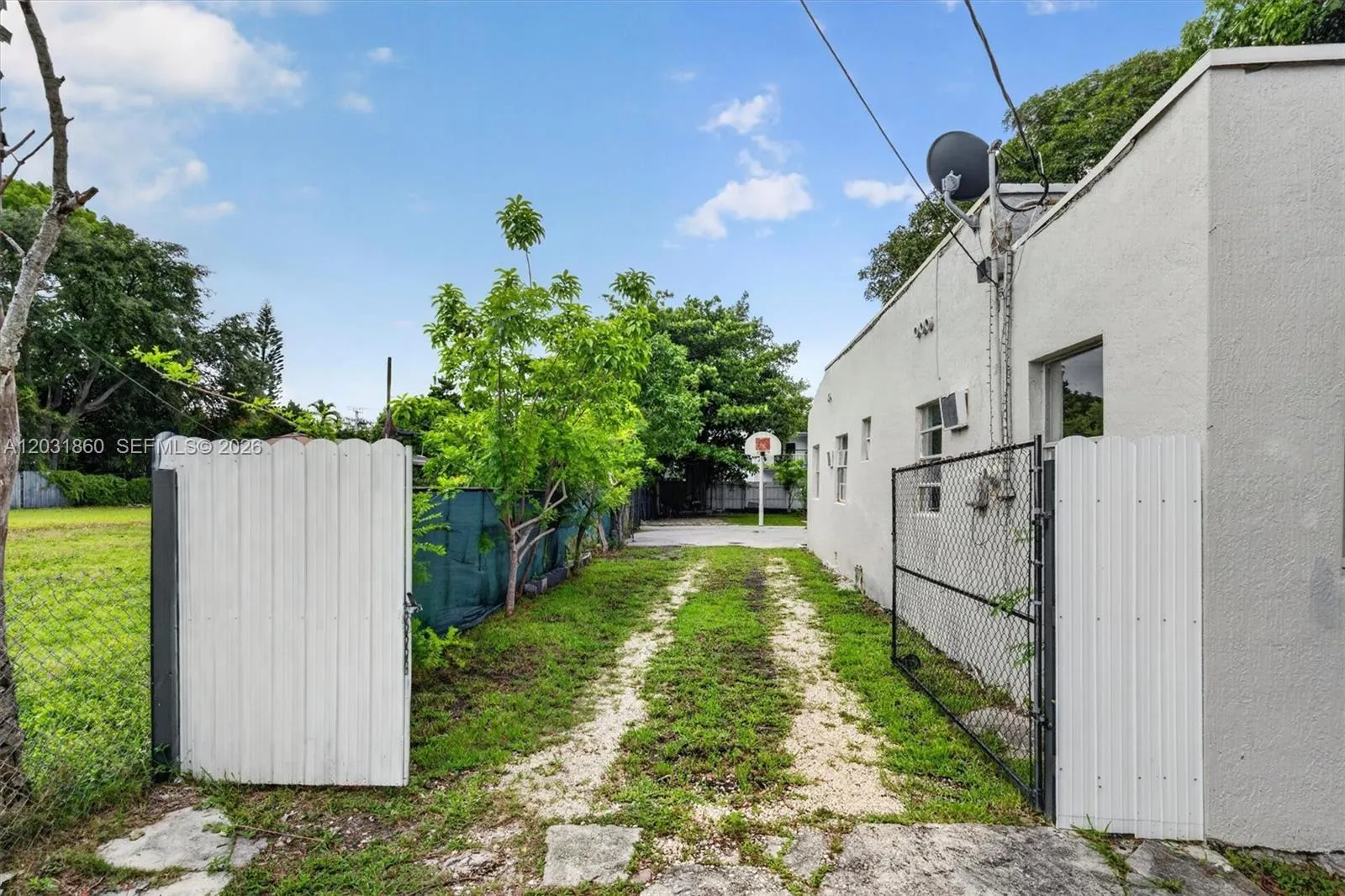 836 NW 29th Ter, Miami FL 33127
