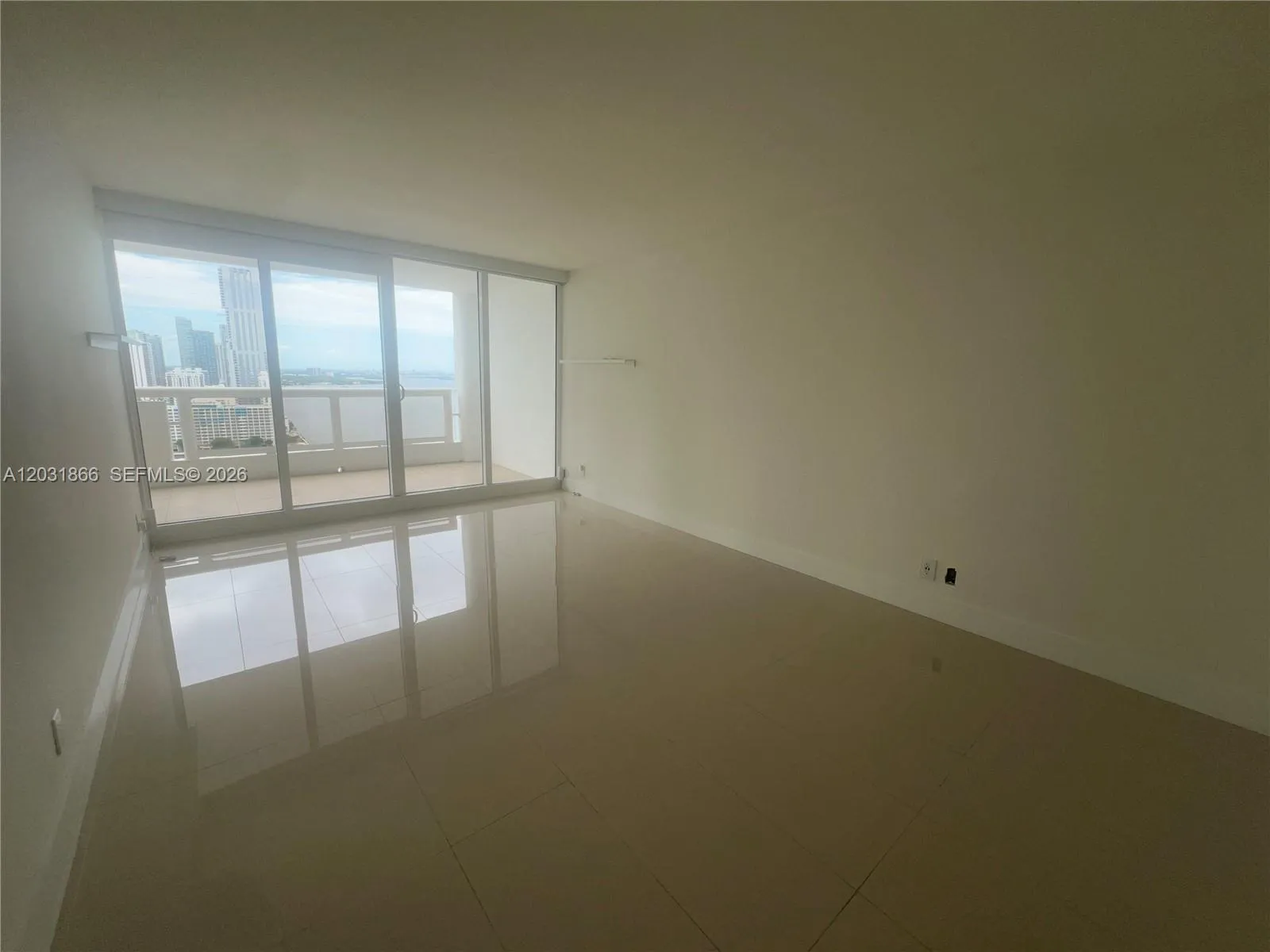 1717 N Bayshore Dr # 3337, Miami FL 33132