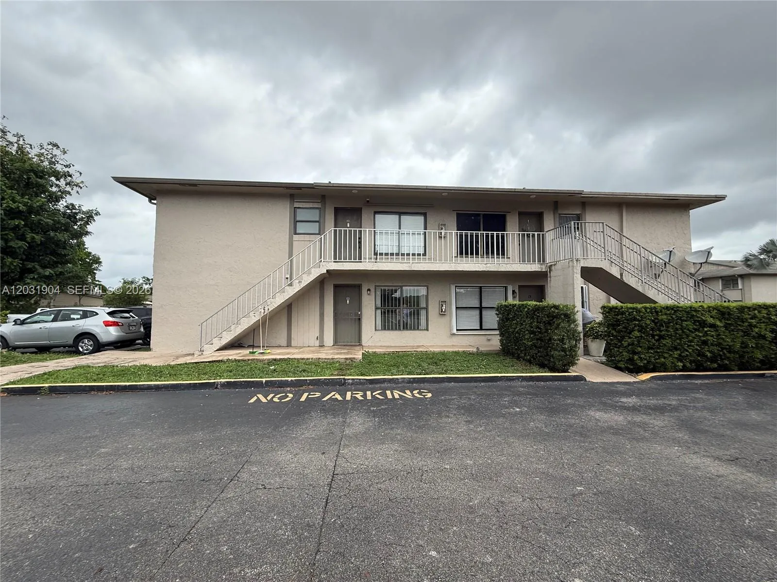 15316 SW 72nd St # 14, Miami FL 33193