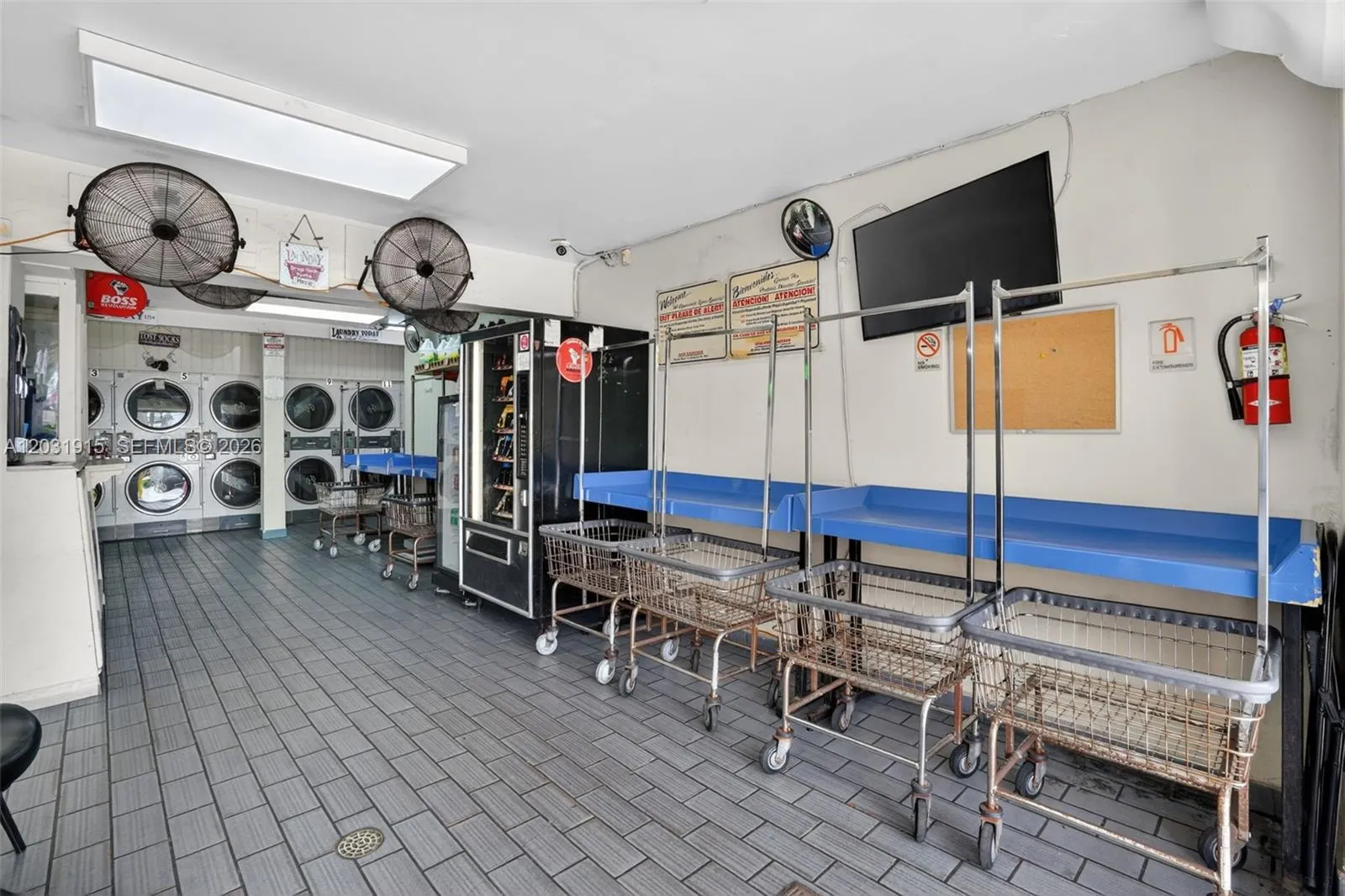 Coin Laundry For Sale, Hialeah FL 33010