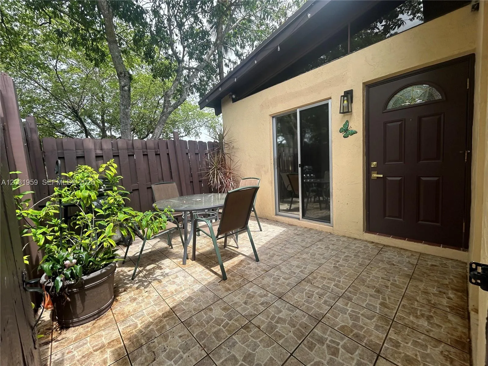 322 Briarwood Cir # 17, Hollywood FL 33024