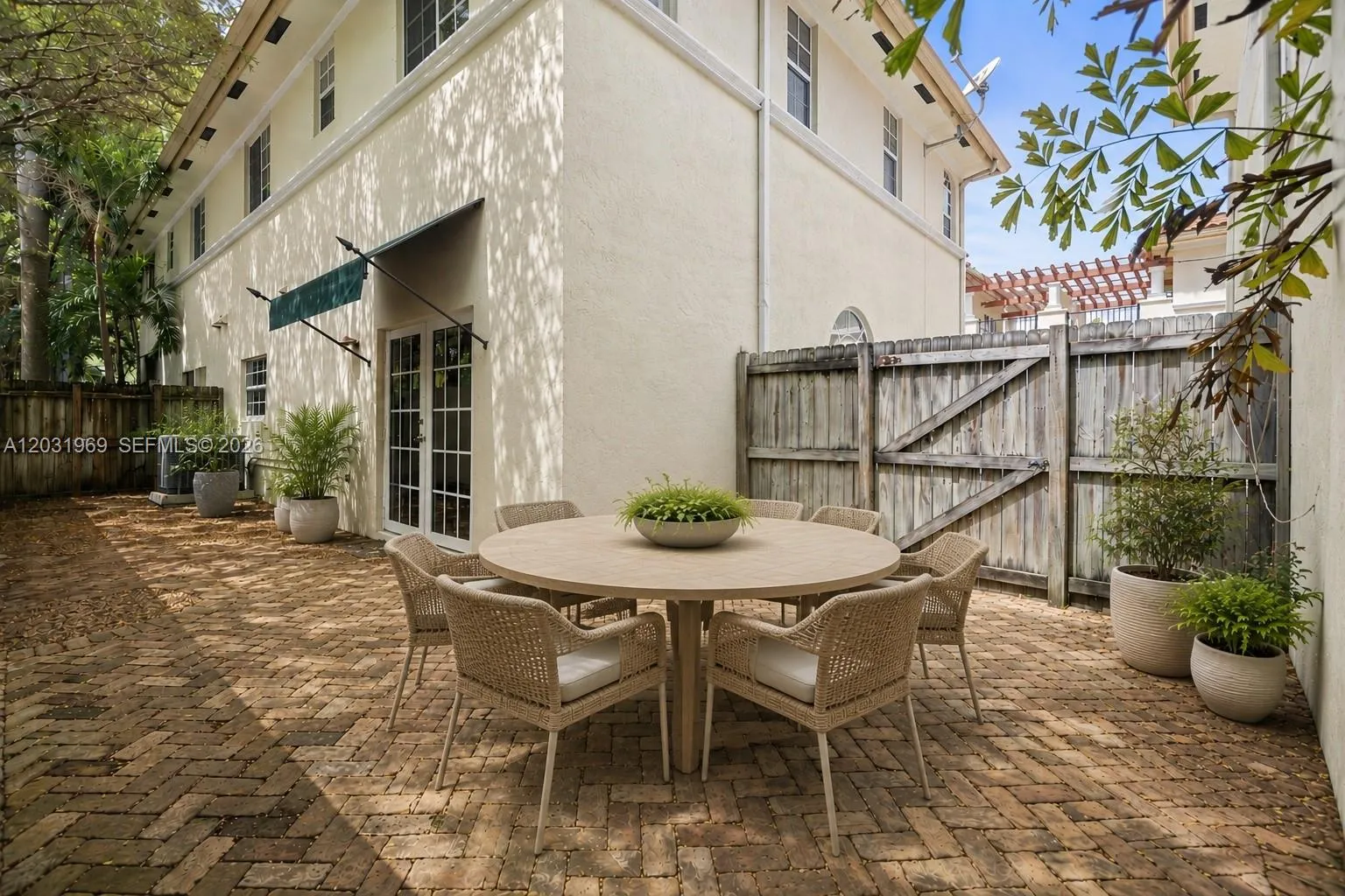 3229 Virginia St # 3229, Miami FL 33133