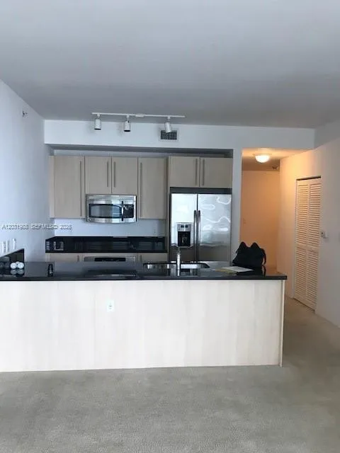79 SW 12th St, Miami FL 33130