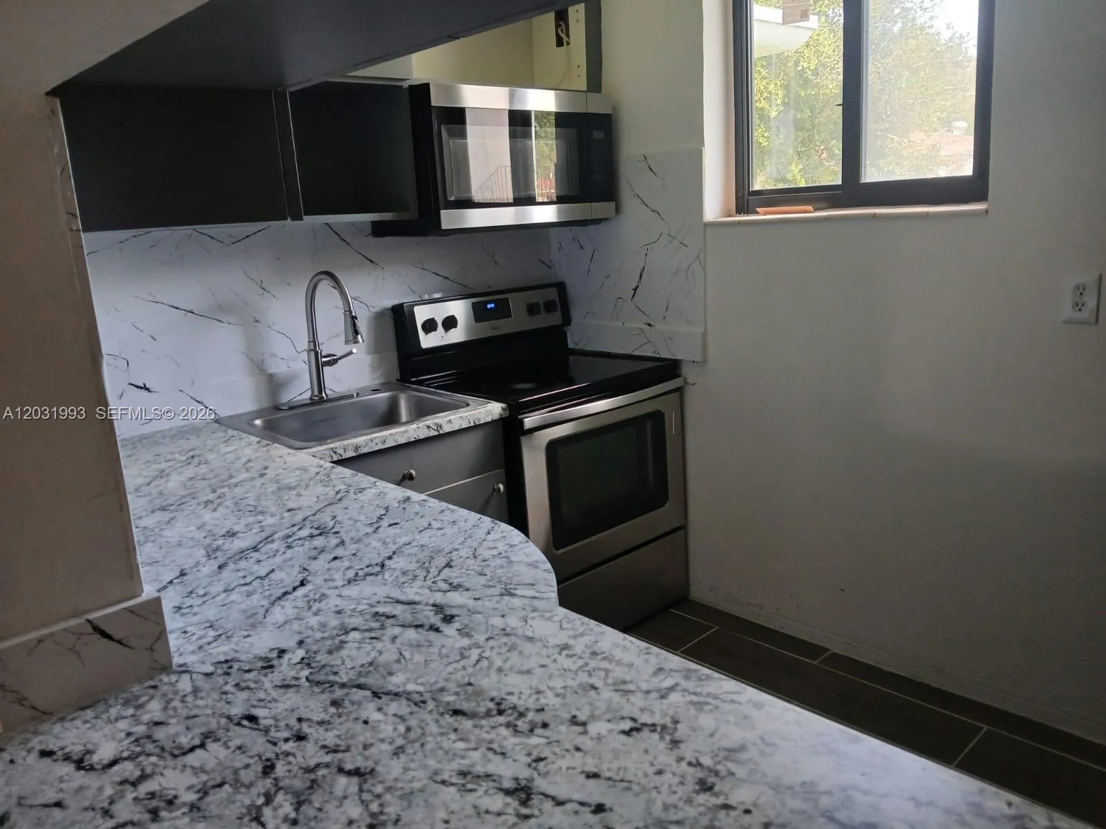 1400 NE 148th St # 2, Miami FL 33161