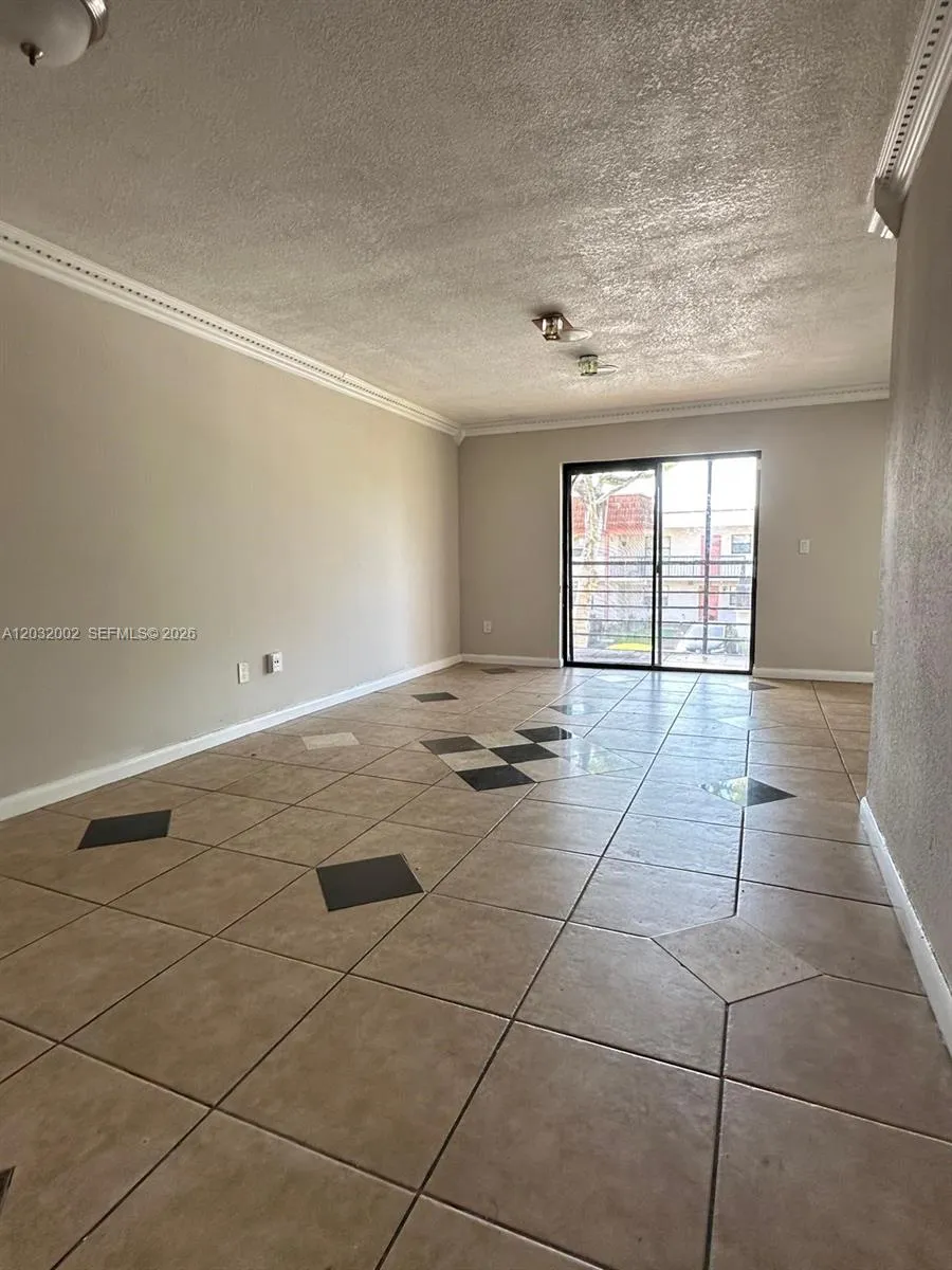 851 NE 207th Ter # 202, Miami FL 33179